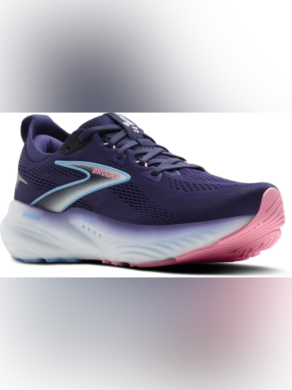 95. Brooks Glycerin Sneakers In Peacoat Blue Rain